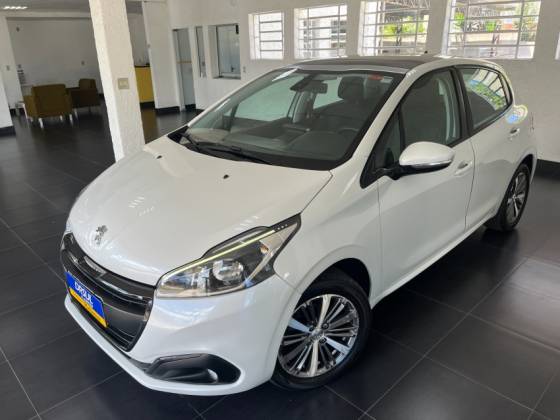 PEUGEOT 208 1.6 GRIFFE 16V FLEX 4P AUTOMÁTICO